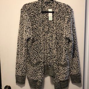 Double pocket cardigan